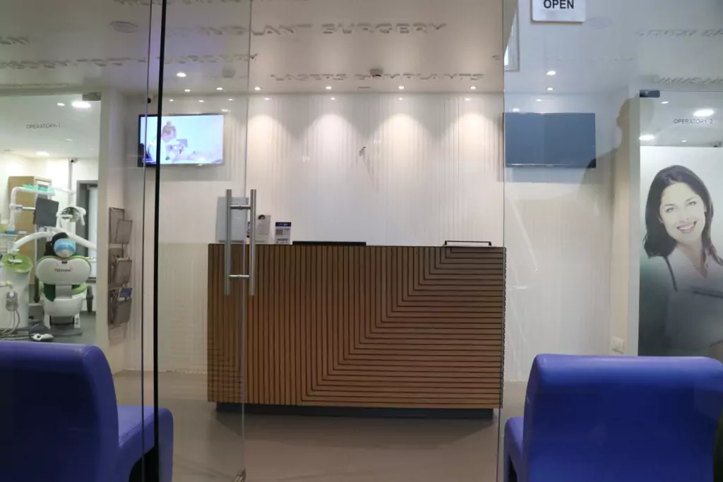 Face N Dental International Clinic in Nigdi Pimpri Chinchwad Clinic infrastructure1